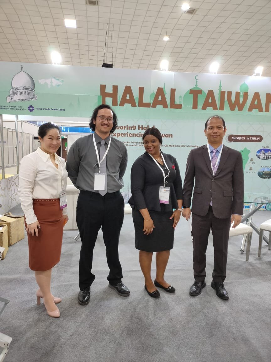 Foto Ke-4  HALAL EXPO STARTS TODAY